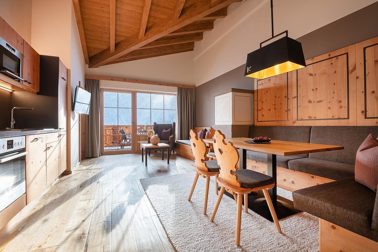 Der Wohn- und Küchenbereich des gemütlichen Comfort Appartements