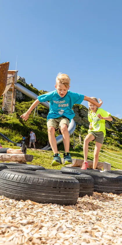 TVB_Tux_Sommershooting_2019_HR_58_a.jpg