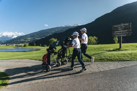 GolfingwithKids-3.jpg